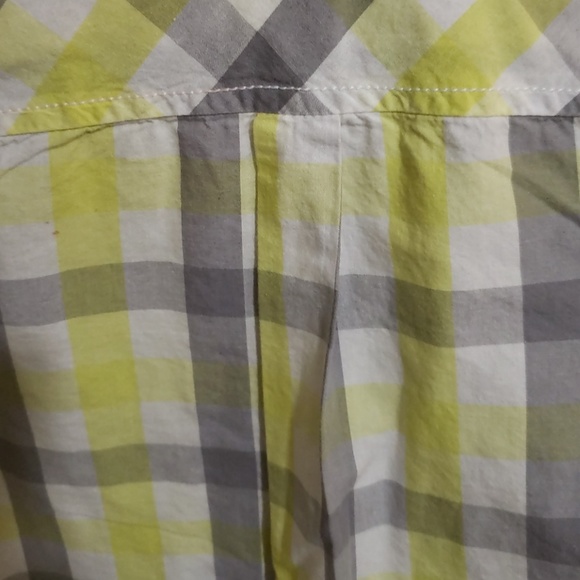 Button down shirt - Picture 3 of 3